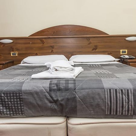 Hotel La Terrazza Oulx Kültér fotó