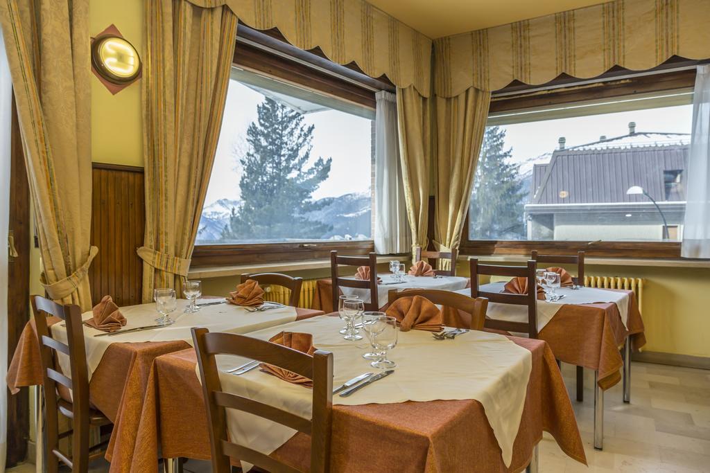 Hotel La Terrazza Oulx Kültér fotó