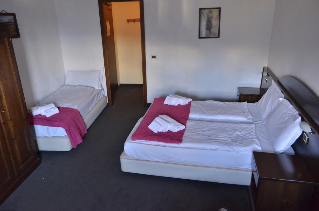 Hotel La Terrazza Oulx Kültér fotó