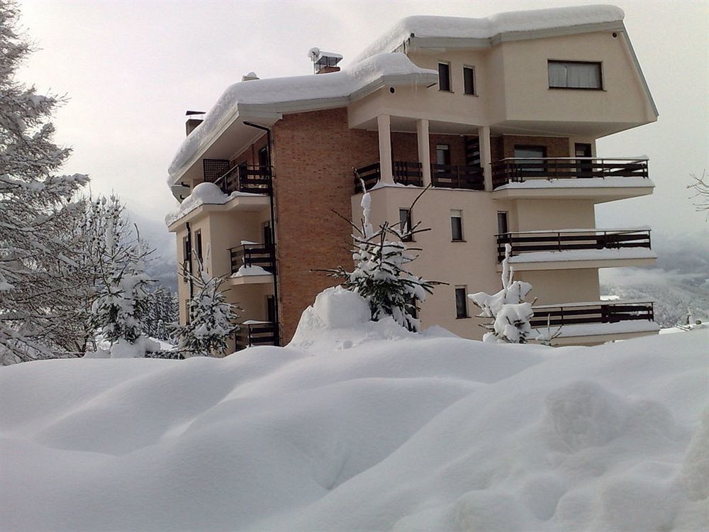 Hotel La Terrazza Oulx Kültér fotó